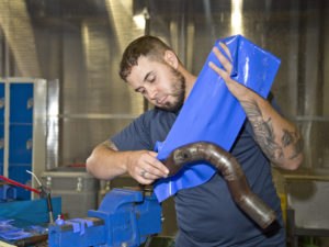 Silicone Hose Technician